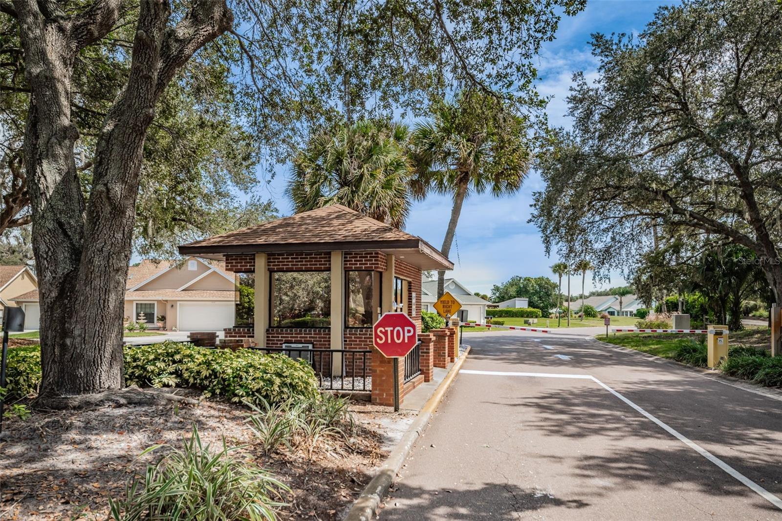 07 SPGS VILLAS CONDO - Residential Lease