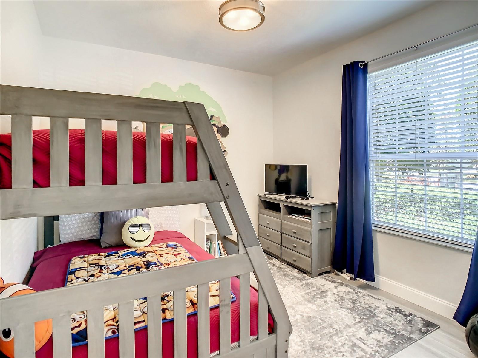 VENTURA AT WINDSOR HILLS CONDO PH 7 - Residential
