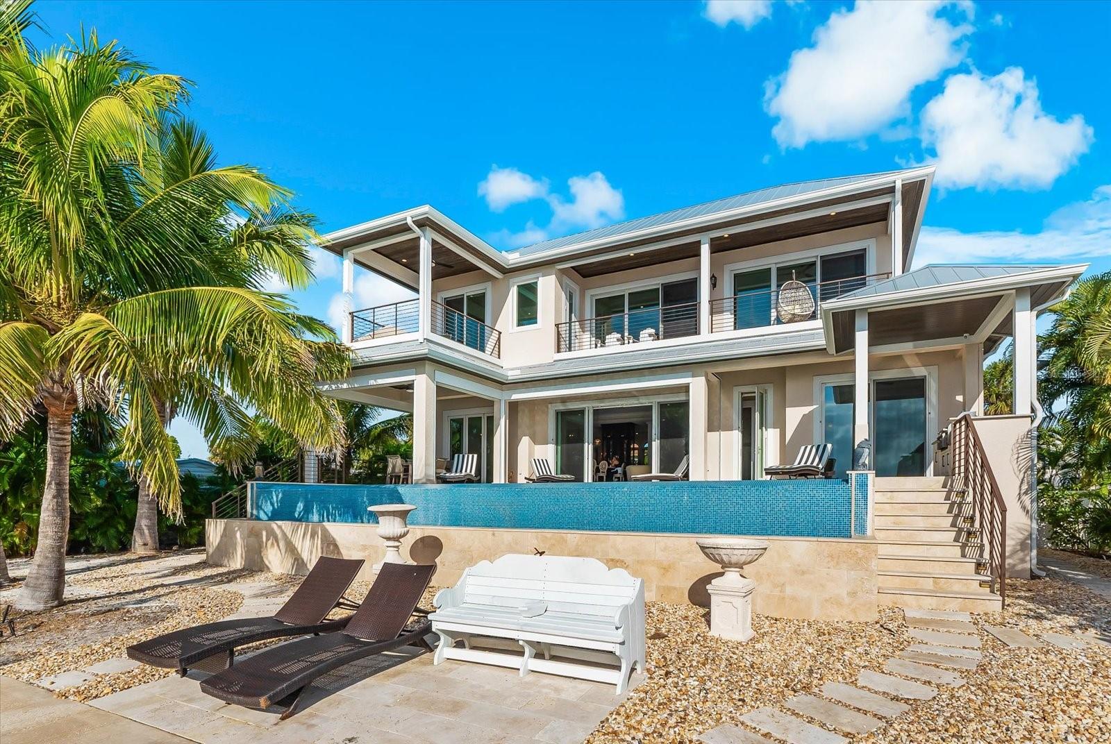 SUNRISE PARK - Residential