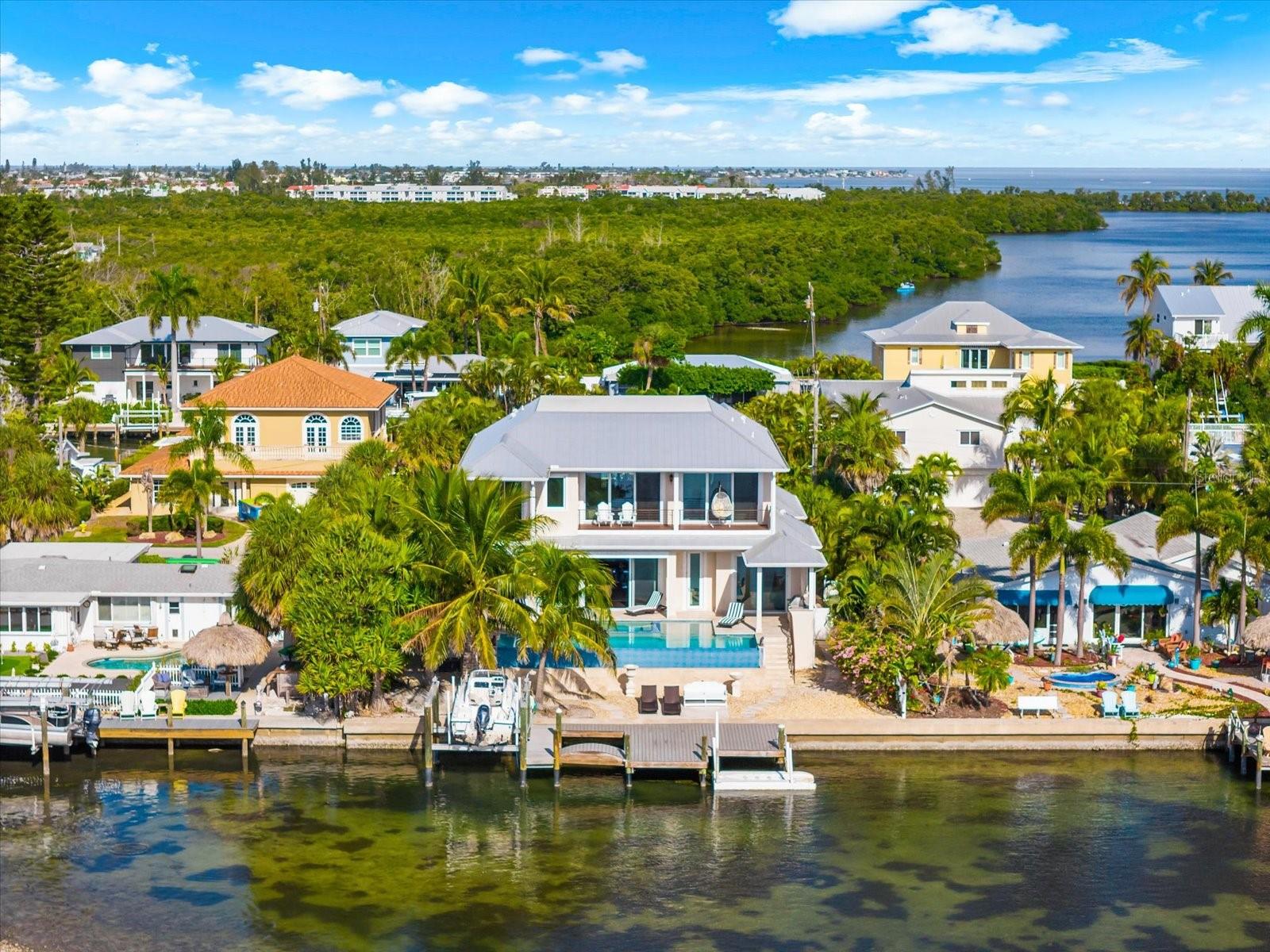 SUNRISE PARK - Residential