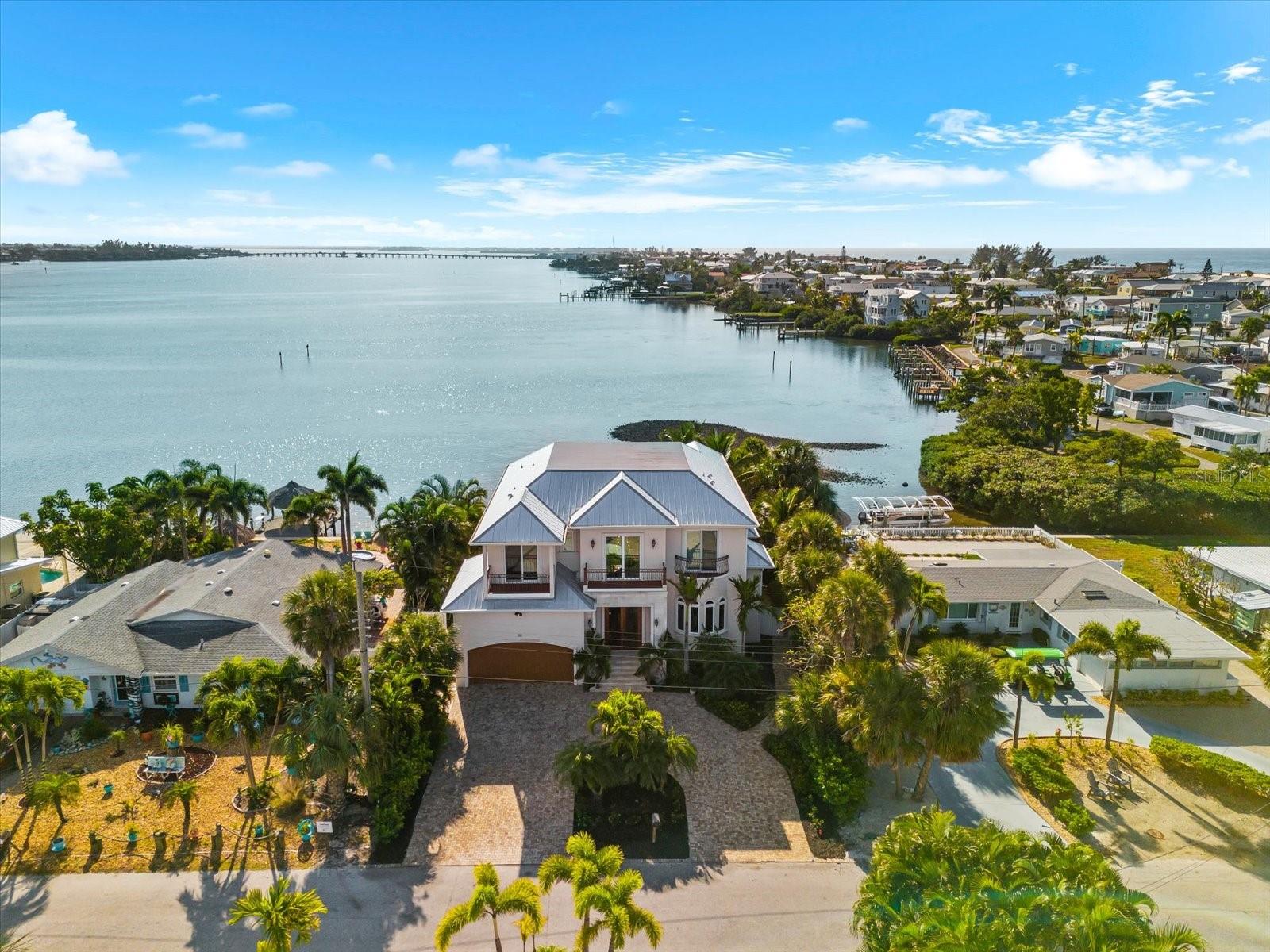 SUNRISE PARK - Residential