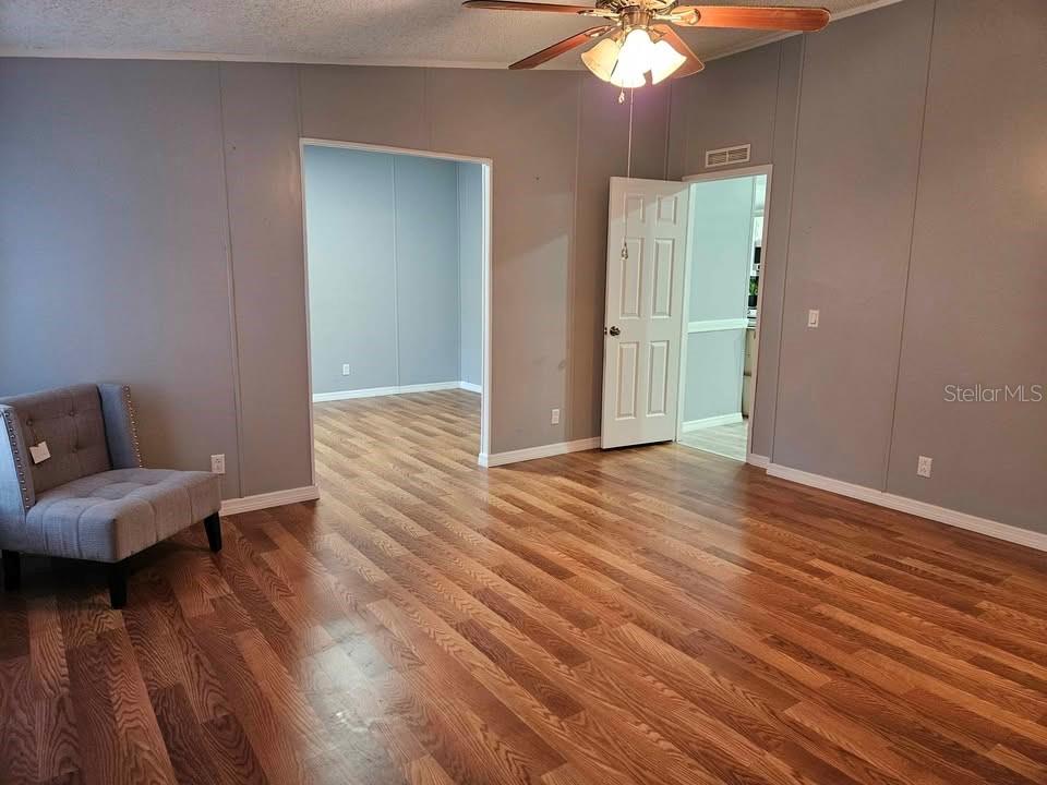 MOON LAKE ESTATES - Residential