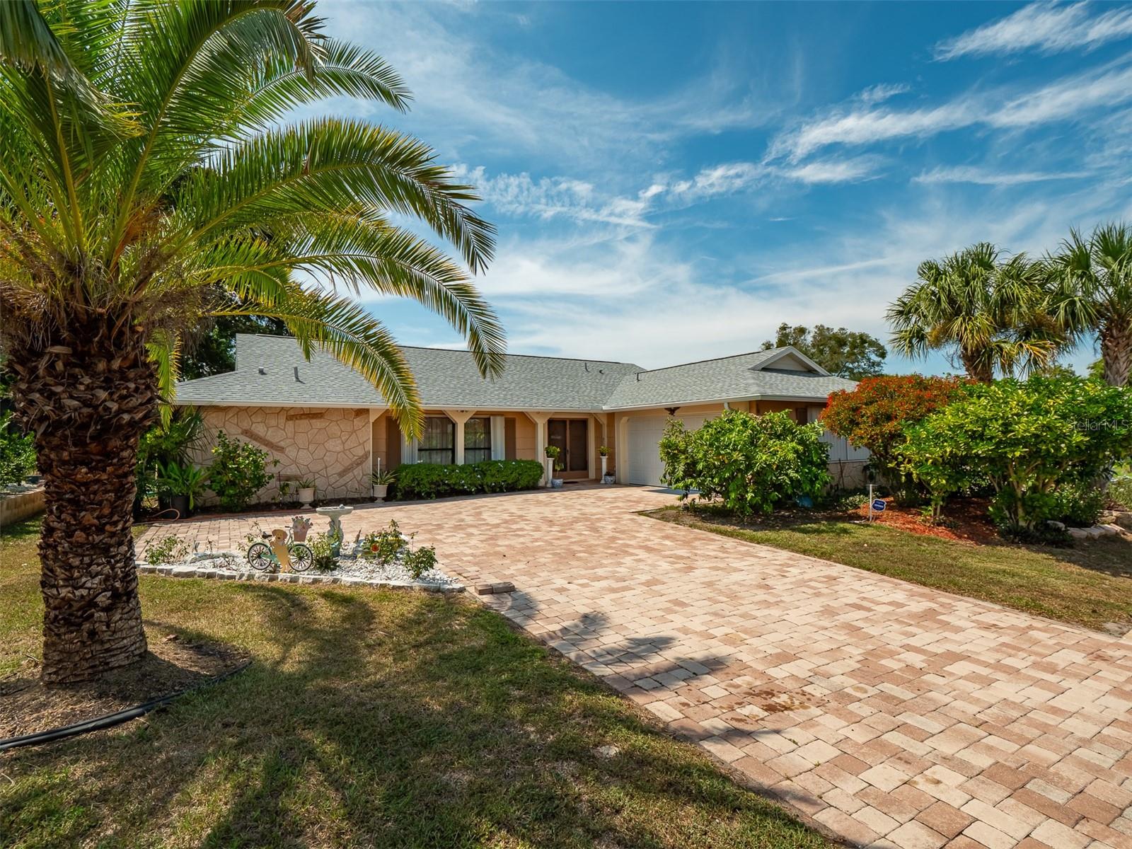 RAVENSWOOD VILLAGE - Residential