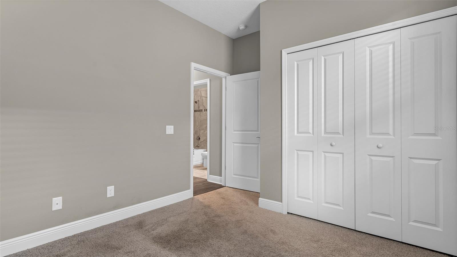 K-BAR RANCH PRCL A - Residential Lease