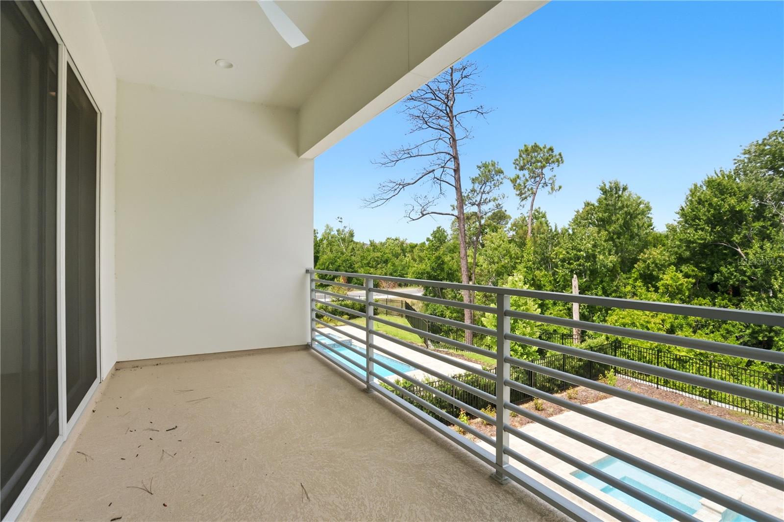 REUNION - Residential