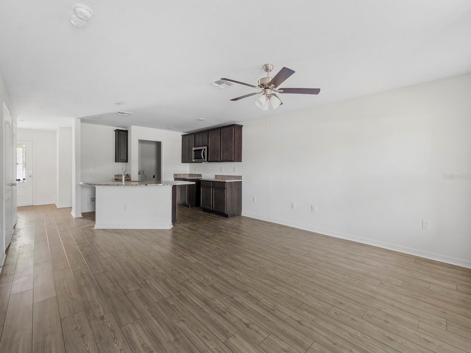 HAMLETS/TAVARES - Residential