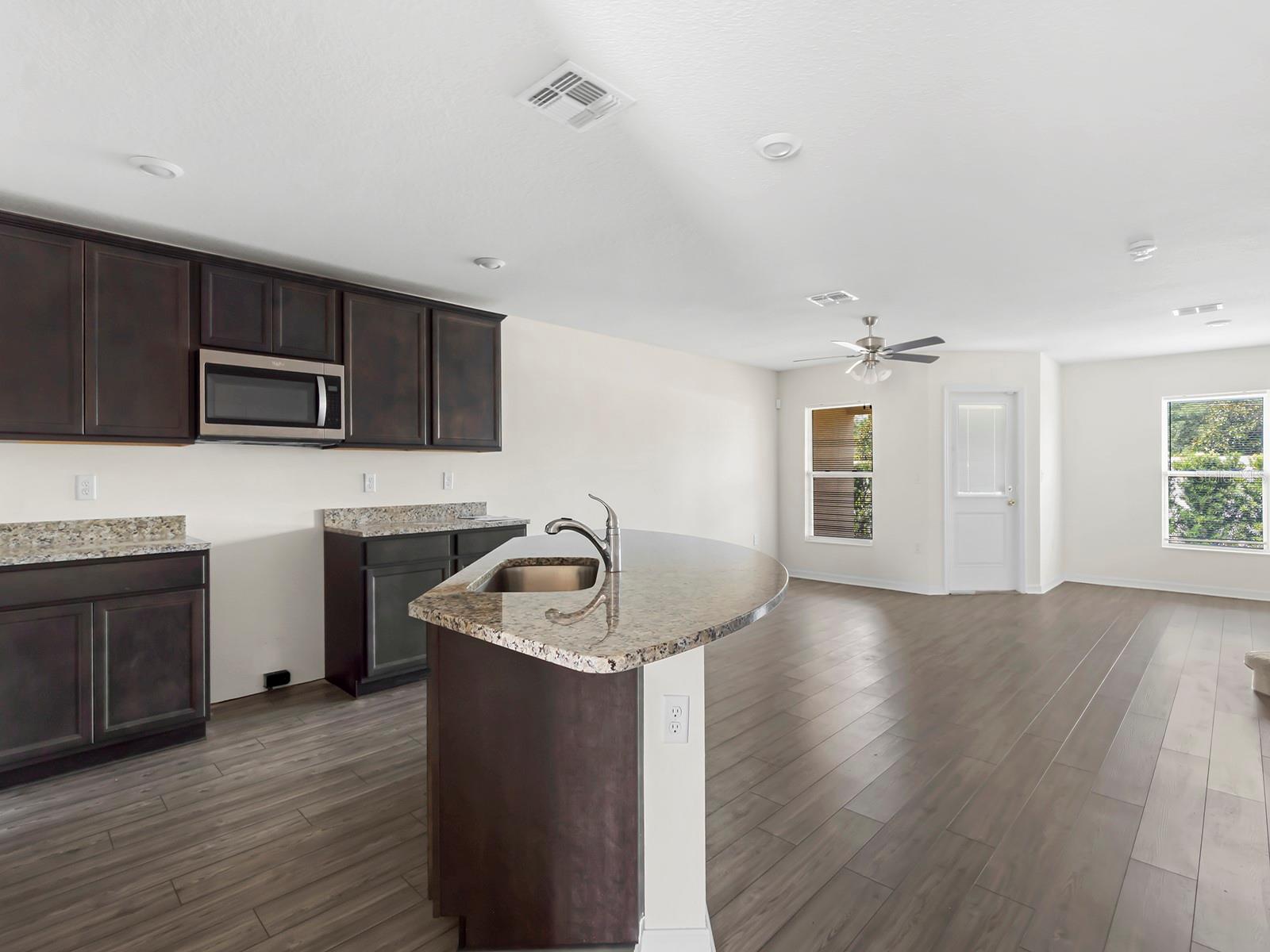 HAMLETS/TAVARES - Residential
