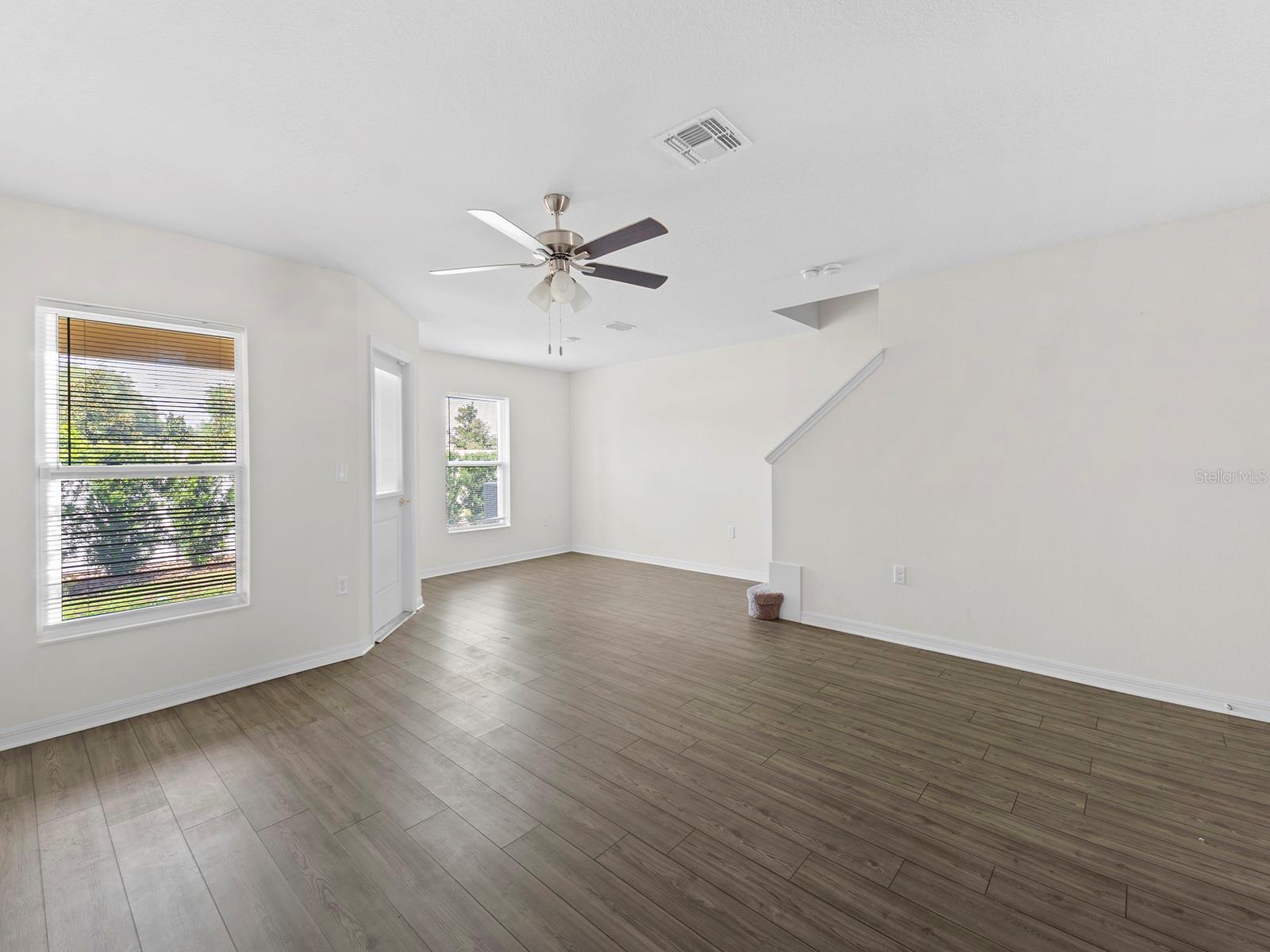 HAMLETS/TAVARES - Residential