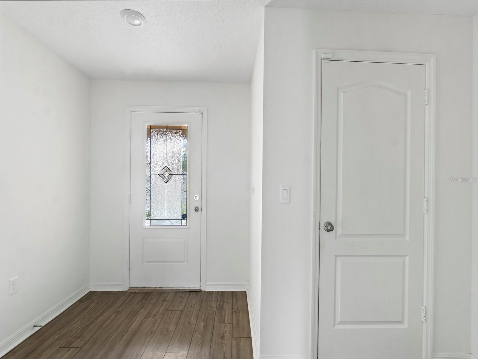 HAMLETS/TAVARES - Residential