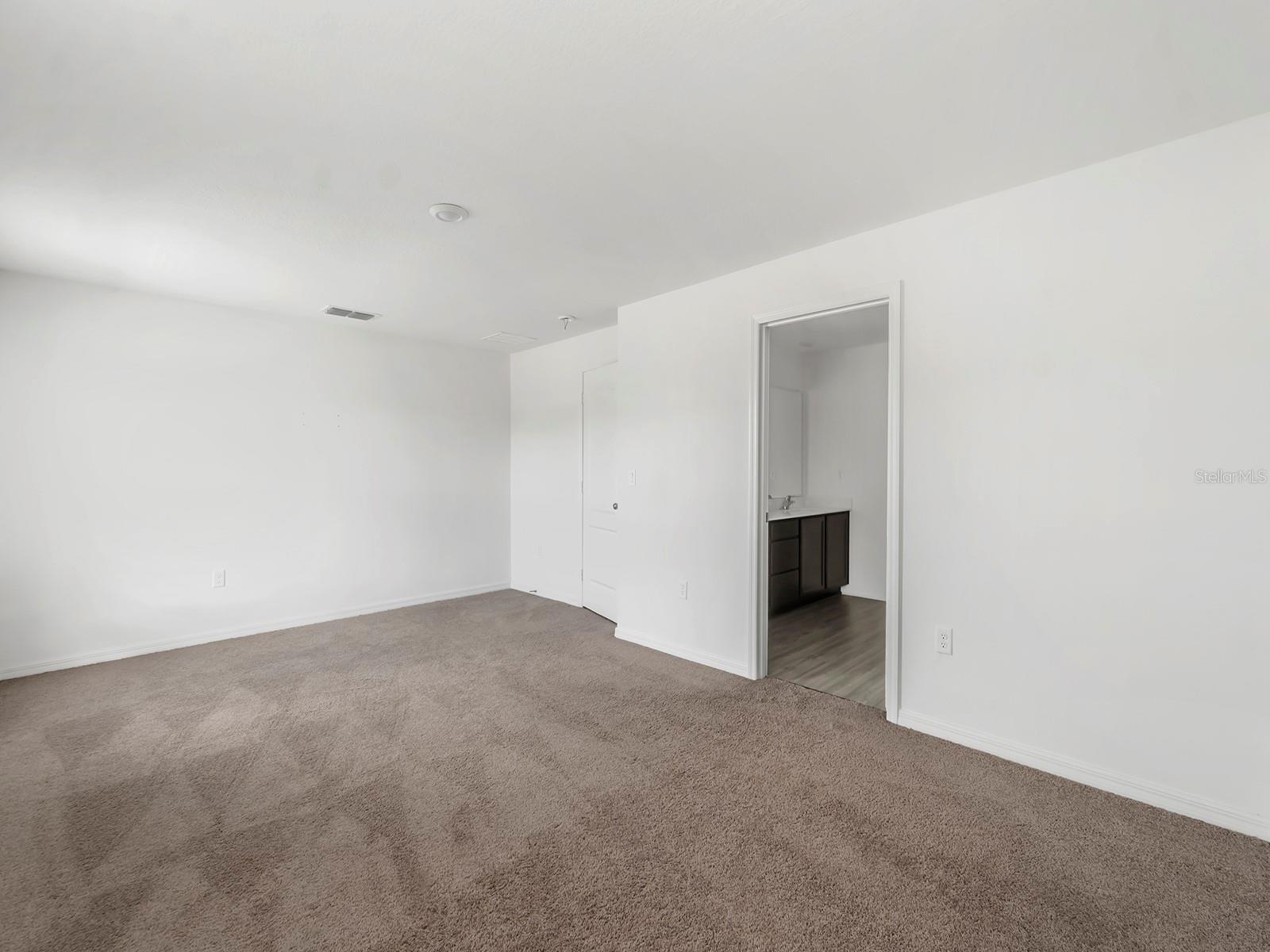 HAMLETS/TAVARES - Residential