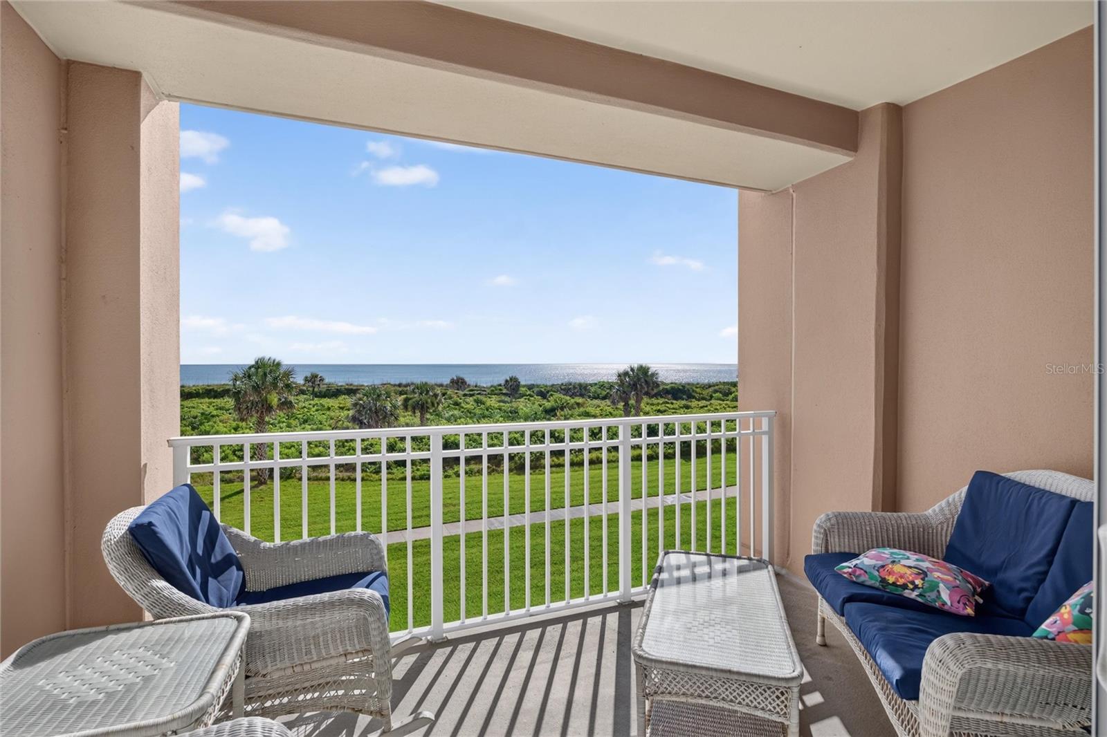 SURF CLUB III CONDOMINIUM - Residential