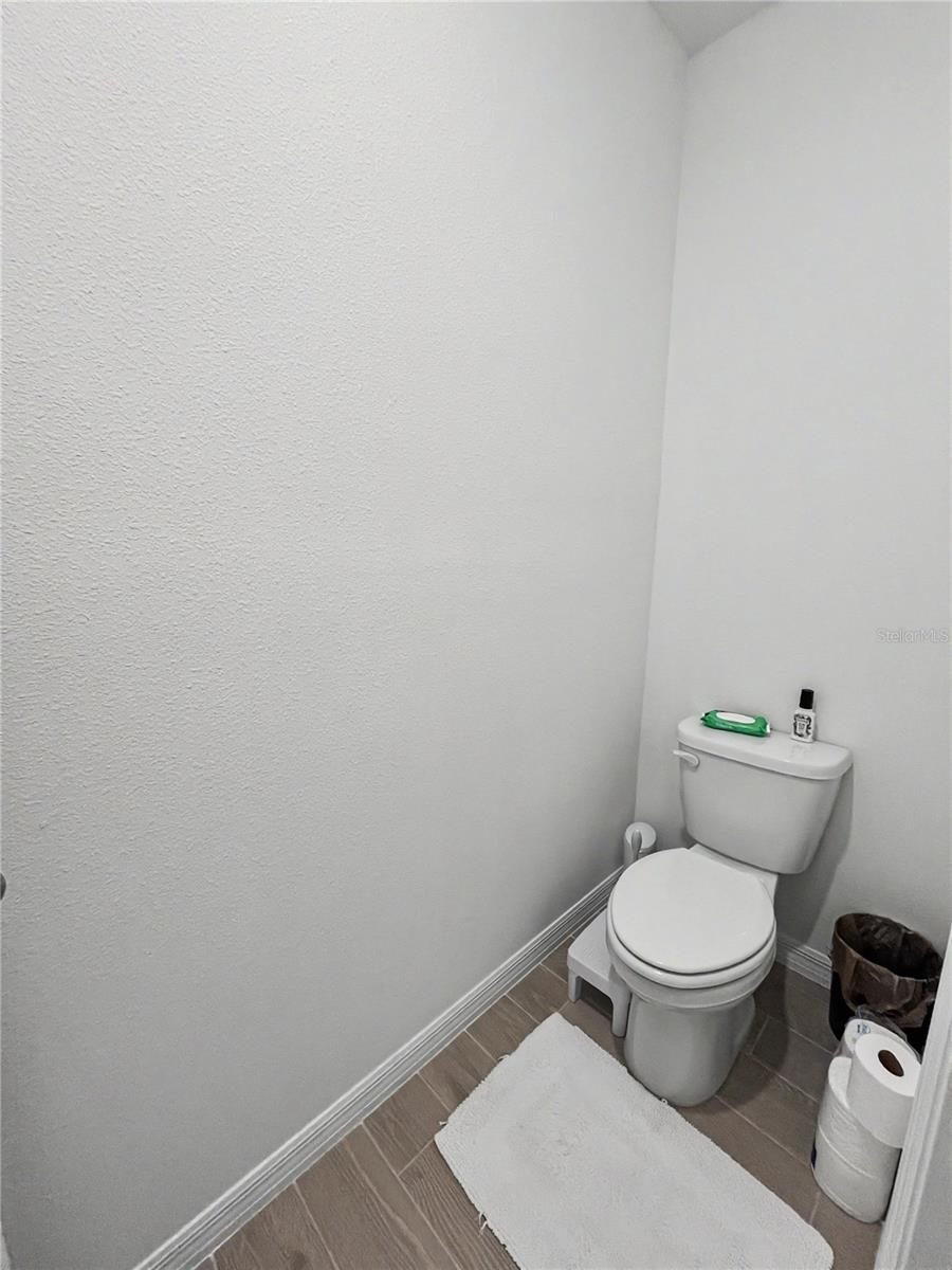 MAGNOLIA BAY - Residential Lease