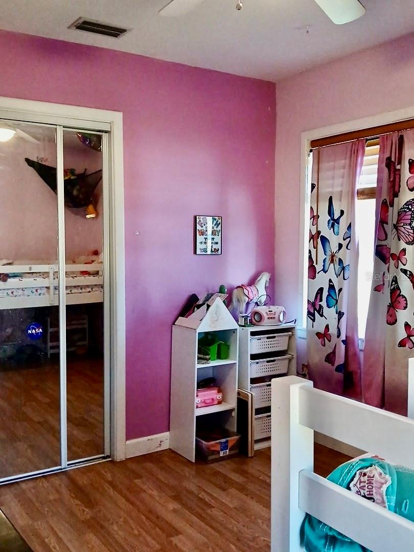 ORLANDO IMPROV CO 01 - Residential
