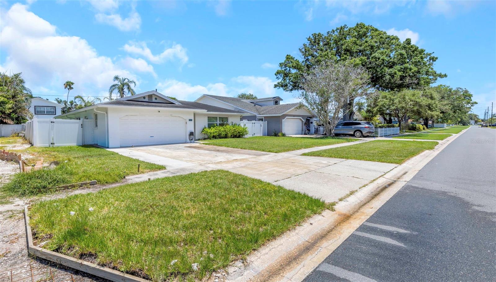 SHORE ACRES BAYOU GRANDE SEC - Residential