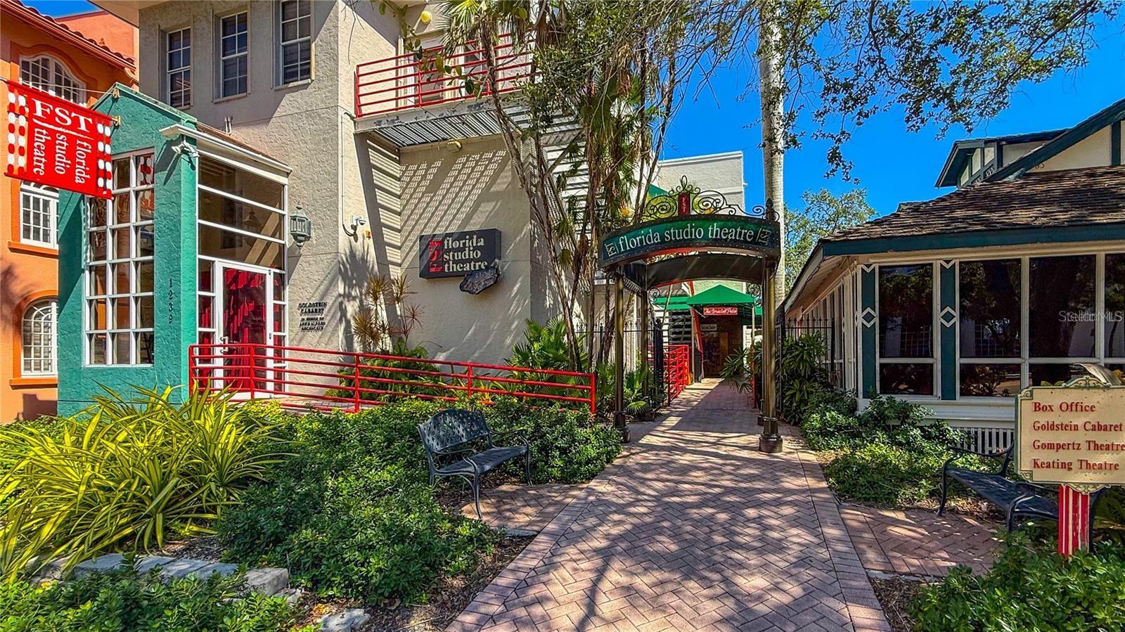 BAYSO SARASOTA - Residential