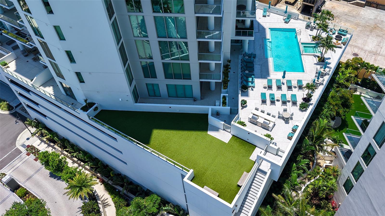 BAYSO SARASOTA - Residential