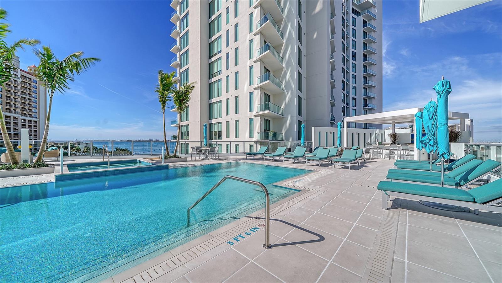 BAYSO SARASOTA - Residential