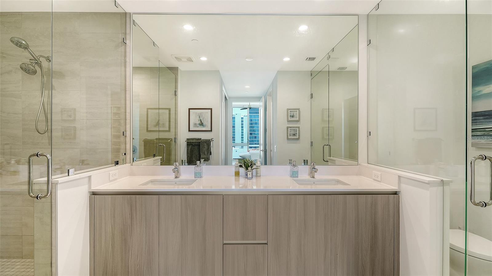 BAYSO SARASOTA - Residential