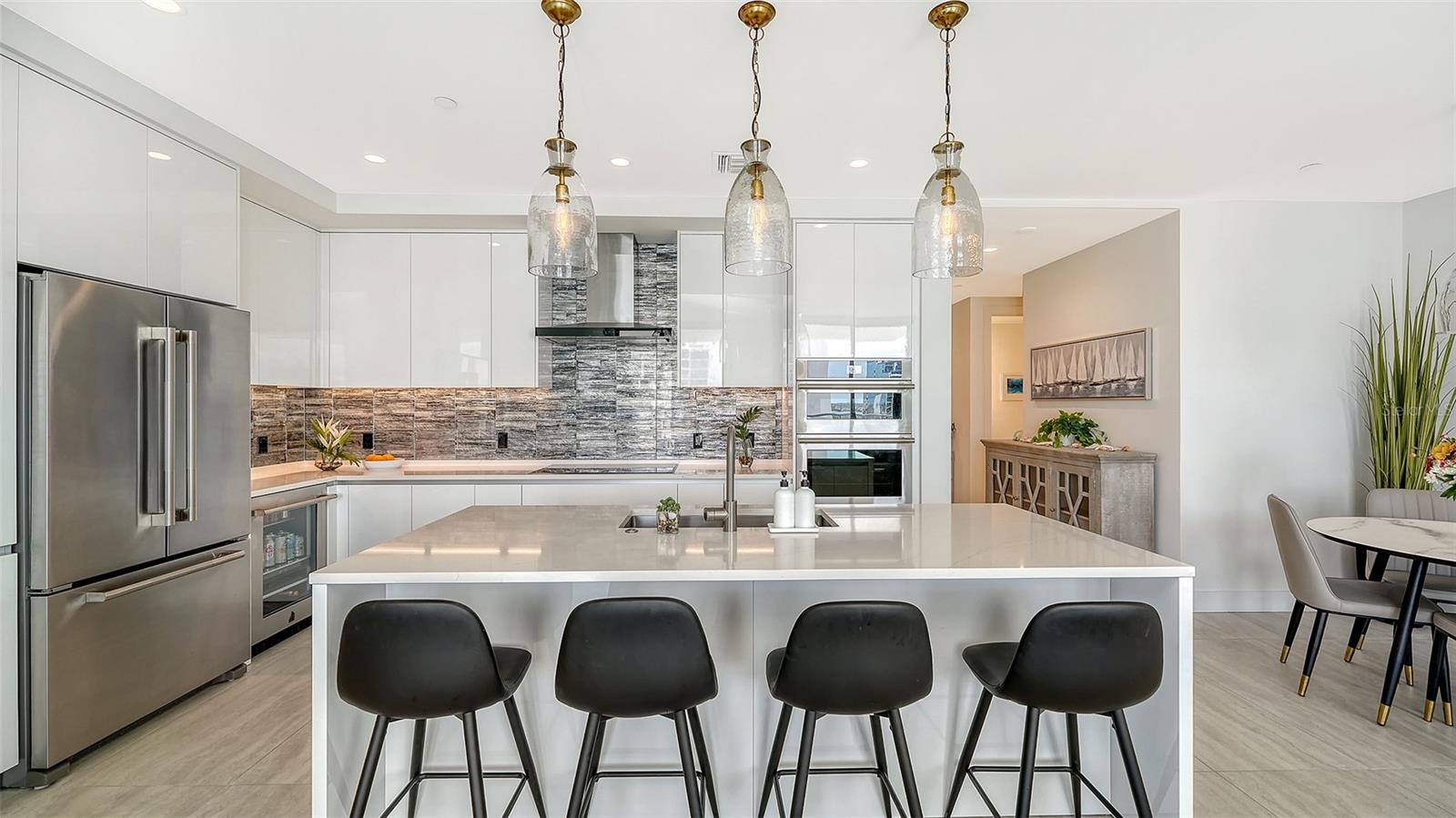 BAYSO SARASOTA - Residential