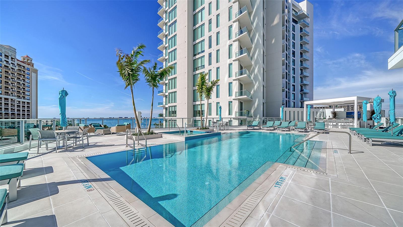BAYSO SARASOTA - Residential