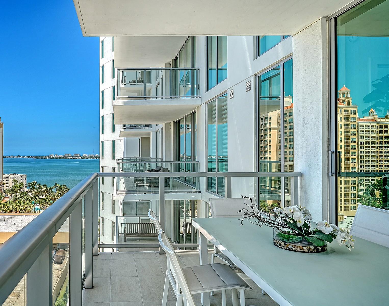 BAYSO SARASOTA - Residential