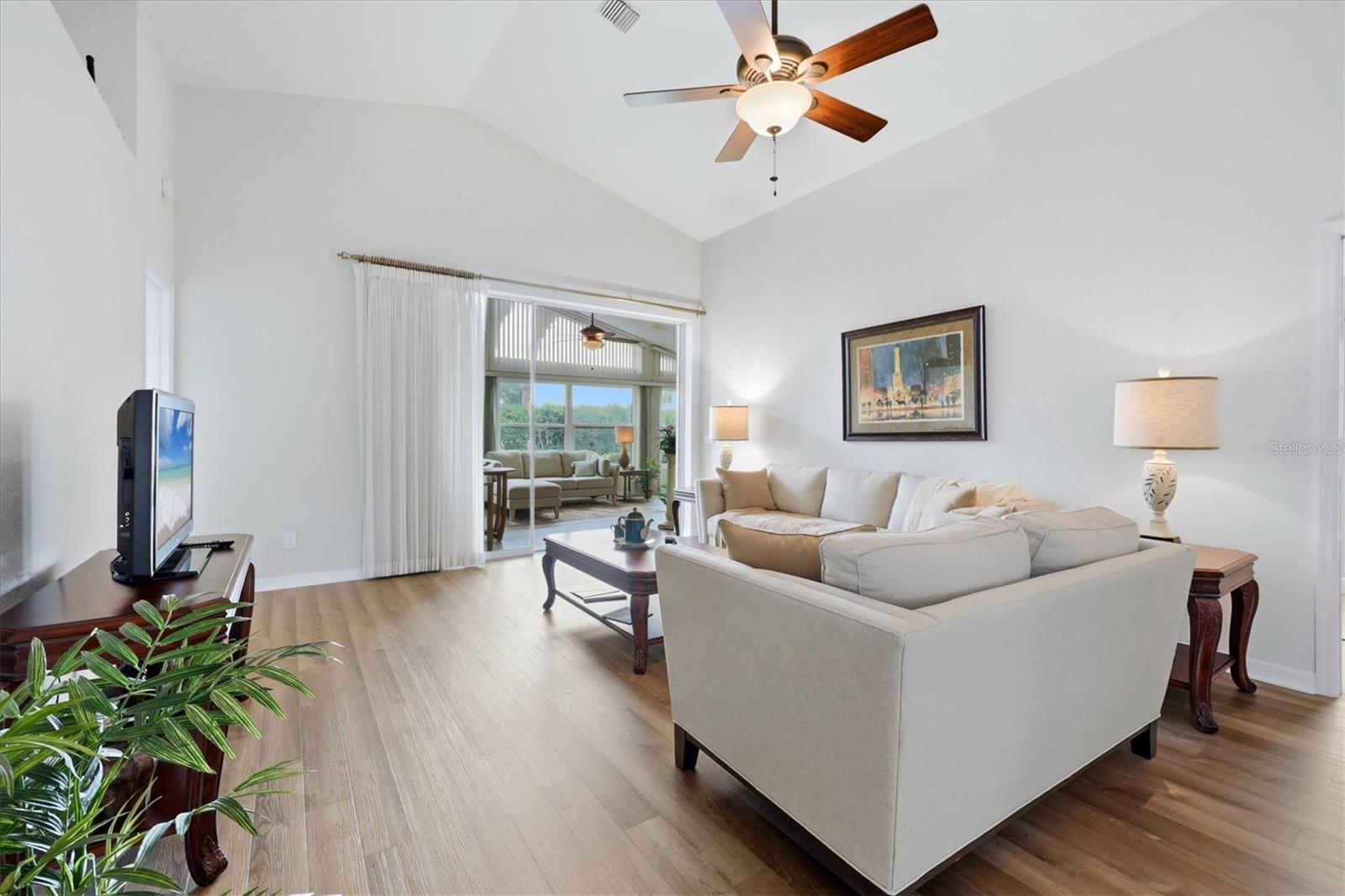 TURNBERRY PLACE - Residential