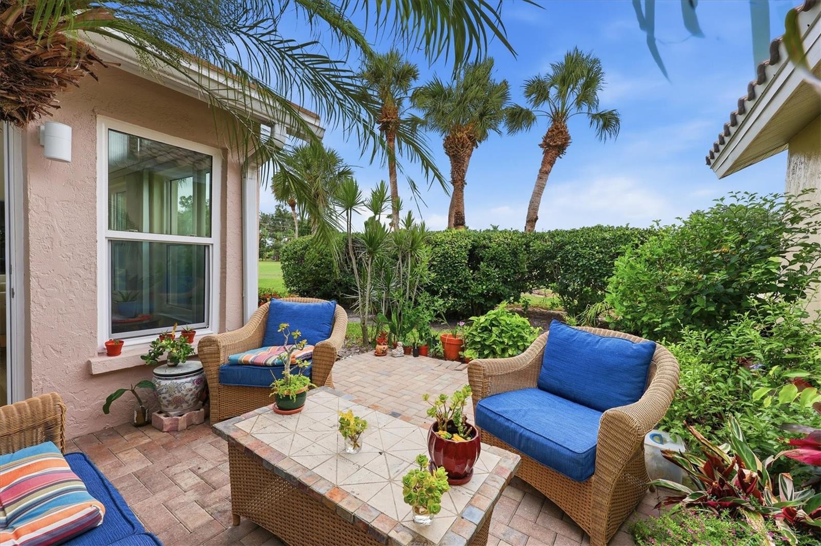 TURNBERRY PLACE - Residential