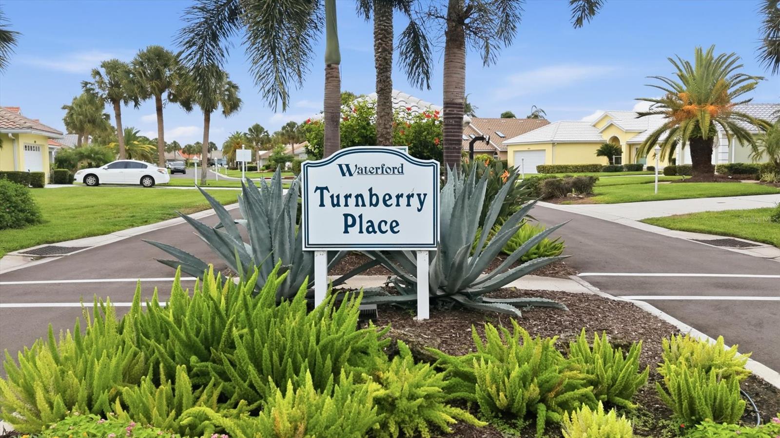 TURNBERRY PLACE - Residential