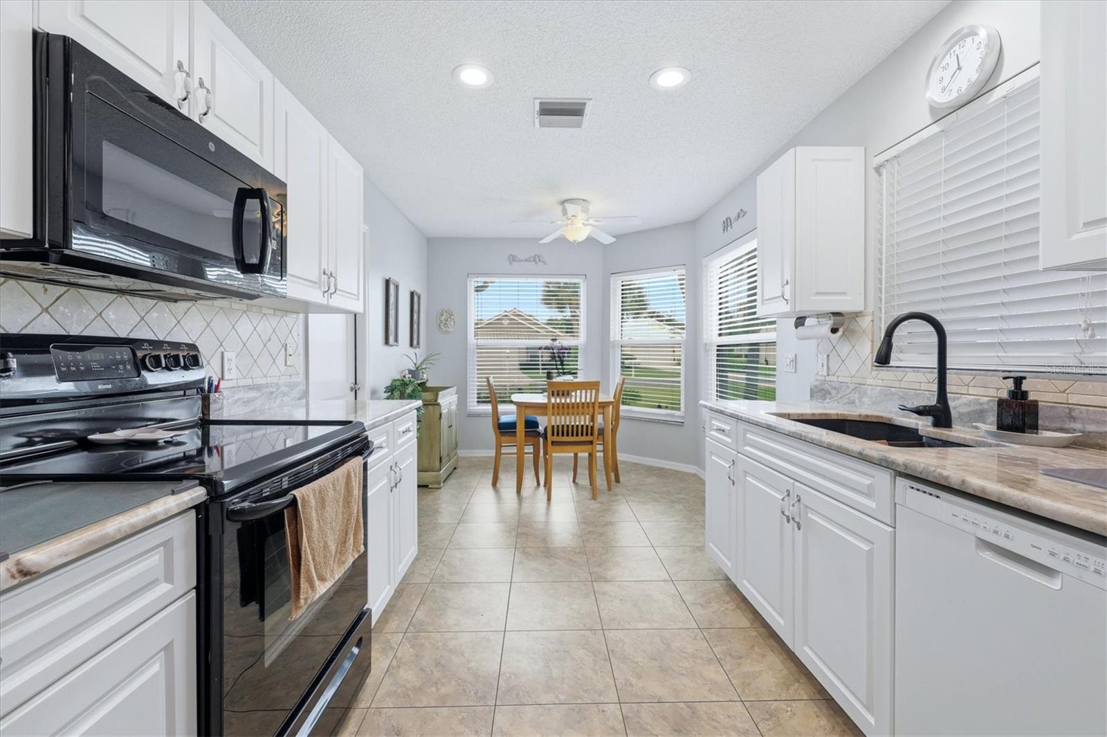 TURNBERRY PLACE - Residential