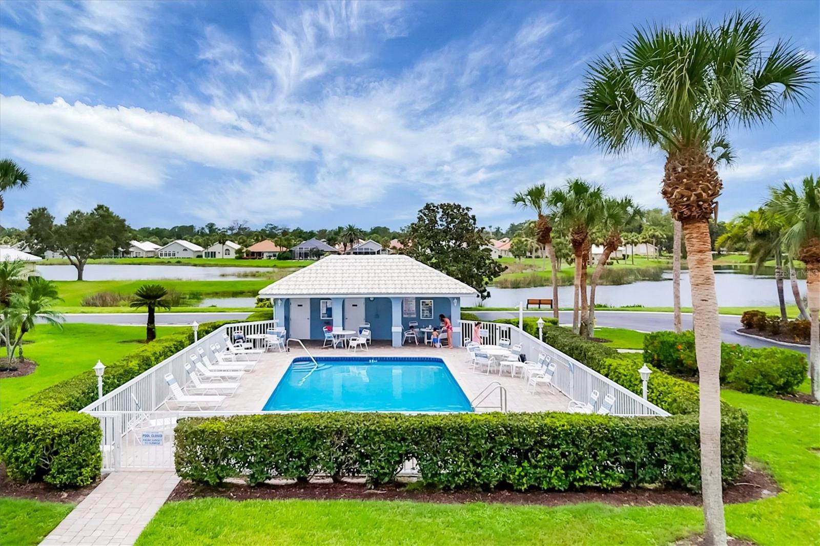 TURNBERRY PLACE - Residential