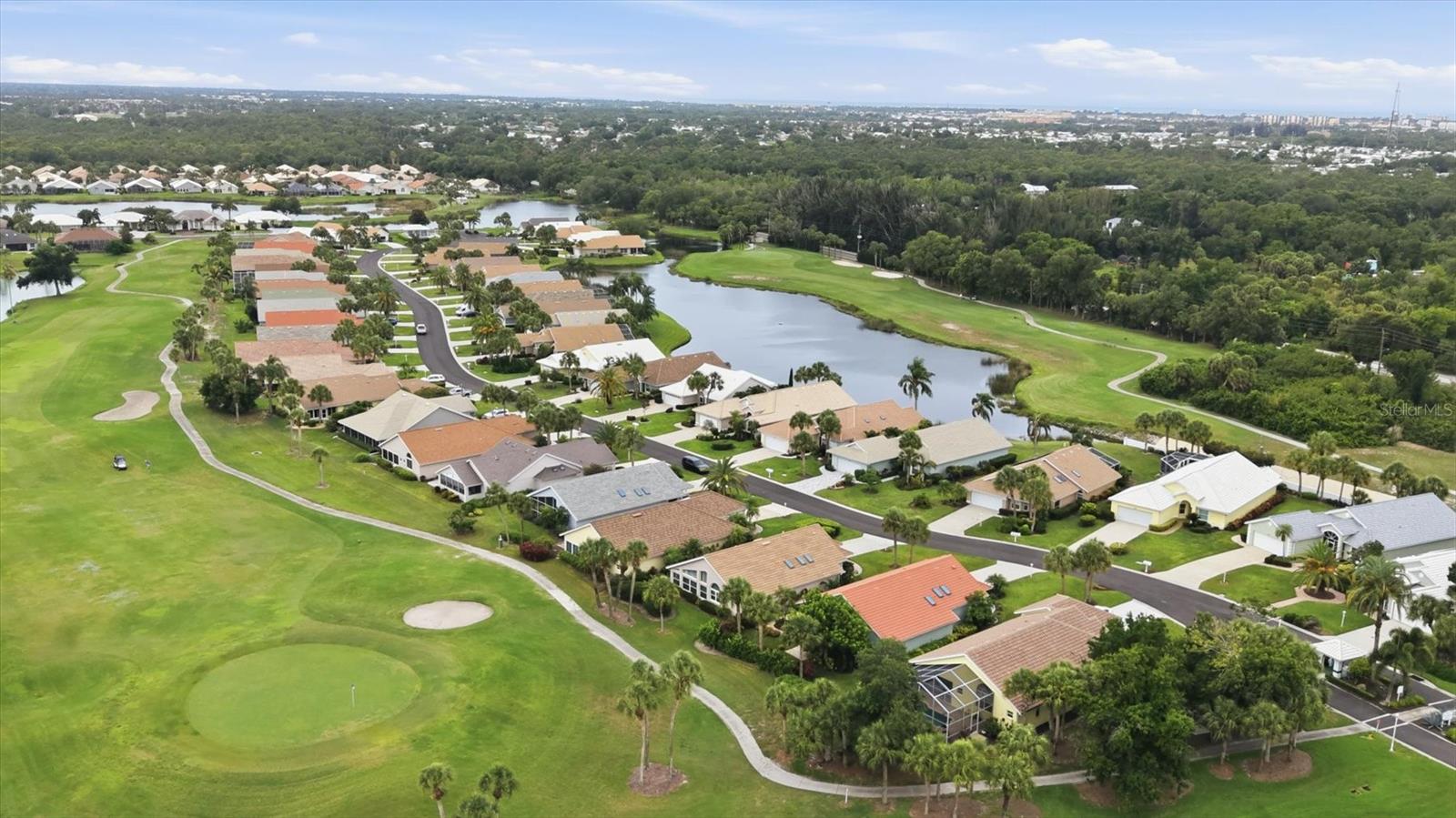 TURNBERRY PLACE - Residential