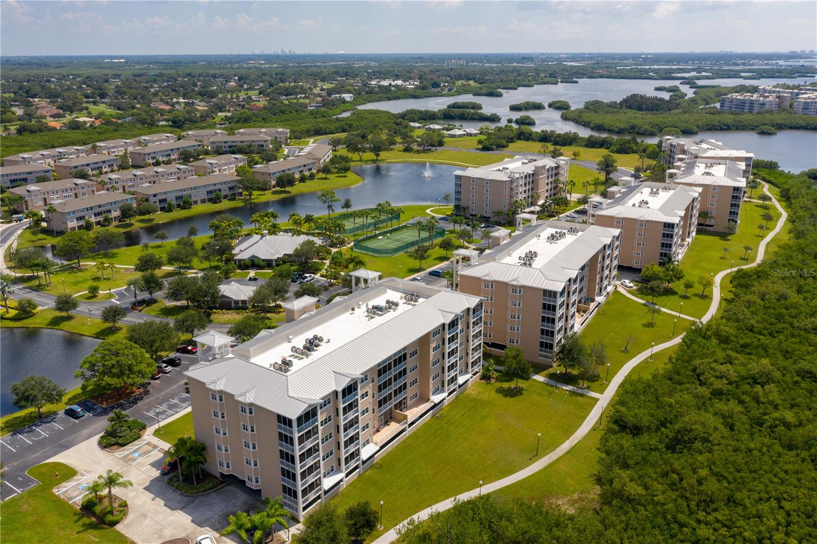 SEMINOLE ISLE CONDO - Residential Lease