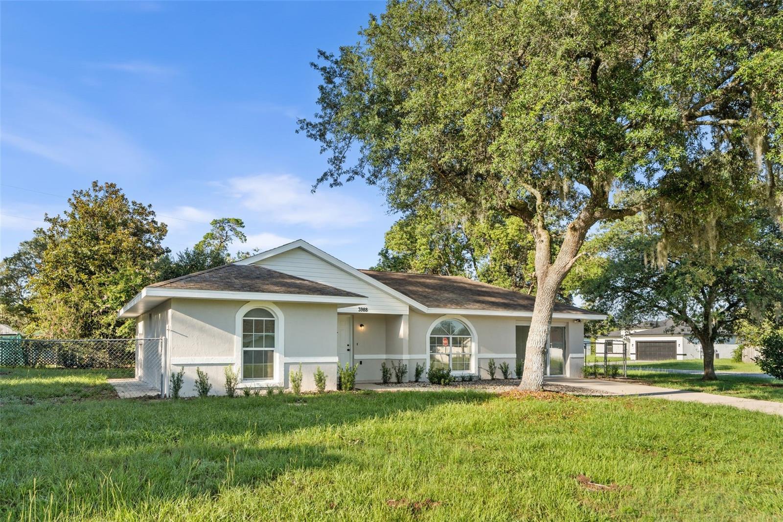 MARION OAKS - Residential