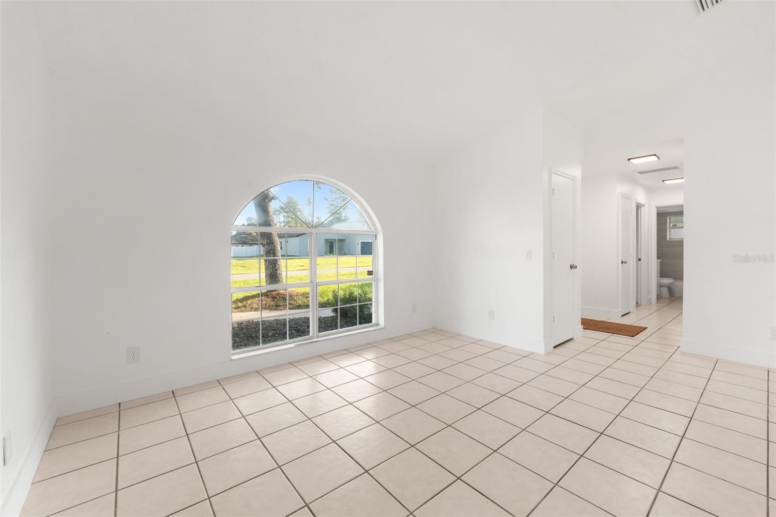 MARION OAKS - Residential