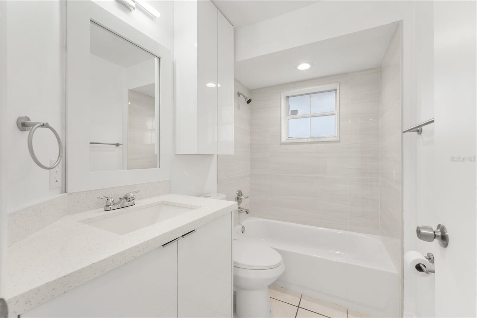 MARION OAKS - Residential