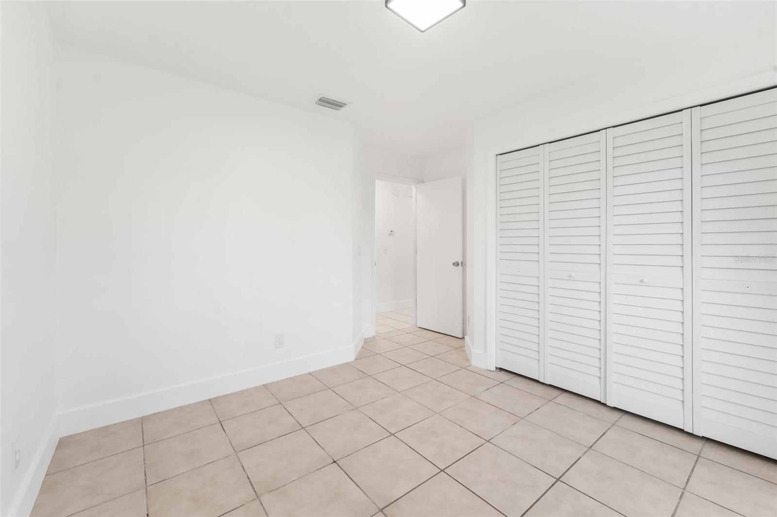 MARION OAKS - Residential