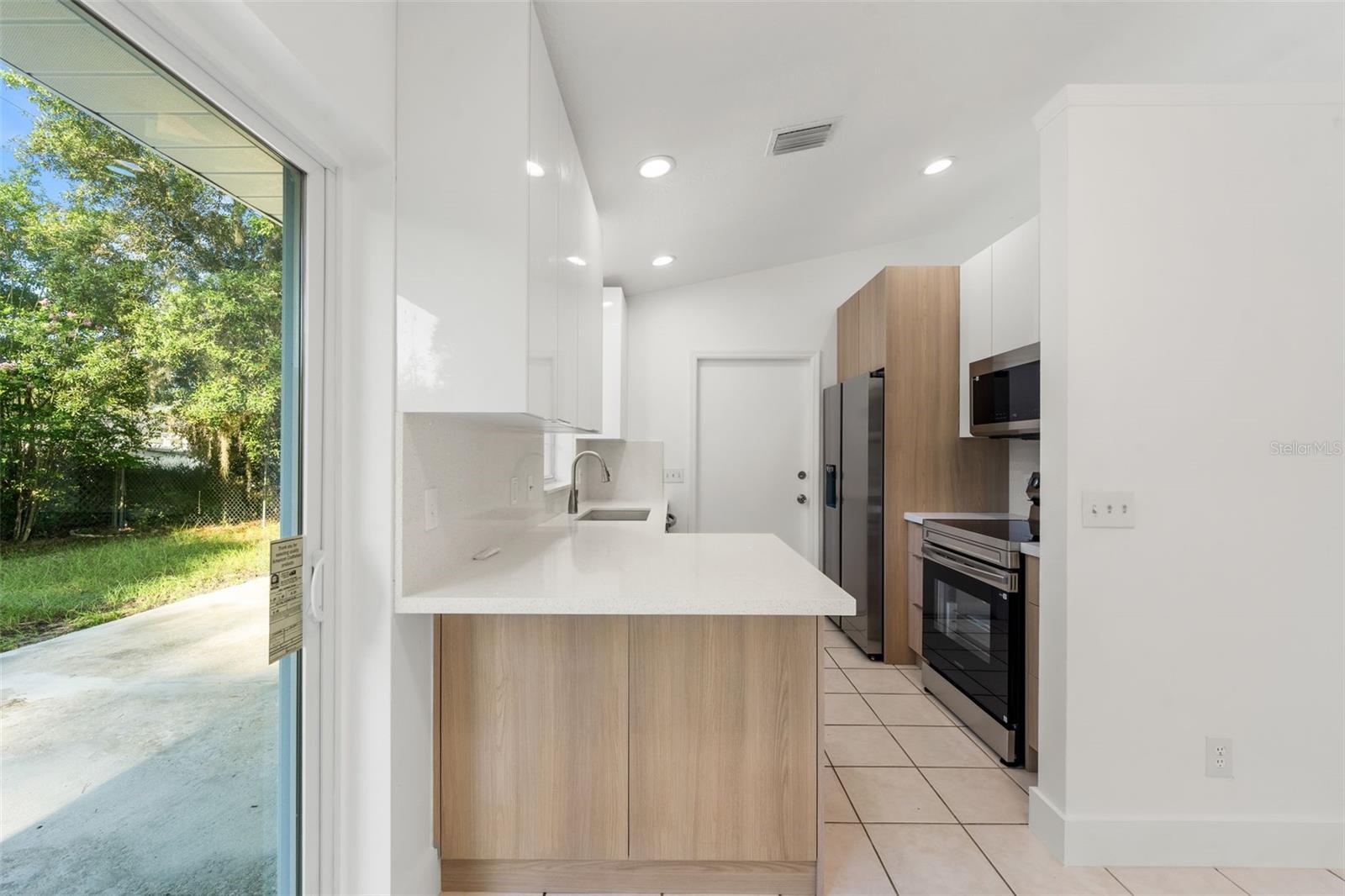 MARION OAKS - Residential