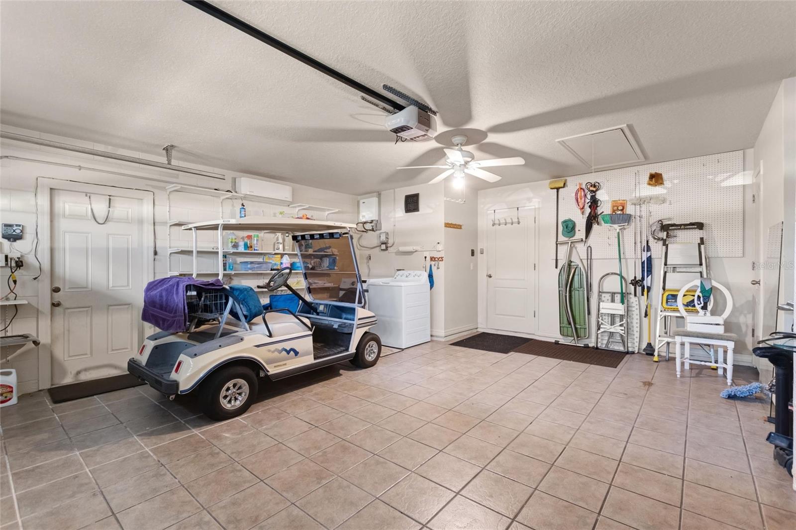 SWEETWATER GOLF & TENNIS CLUB ADD 03 - Residential