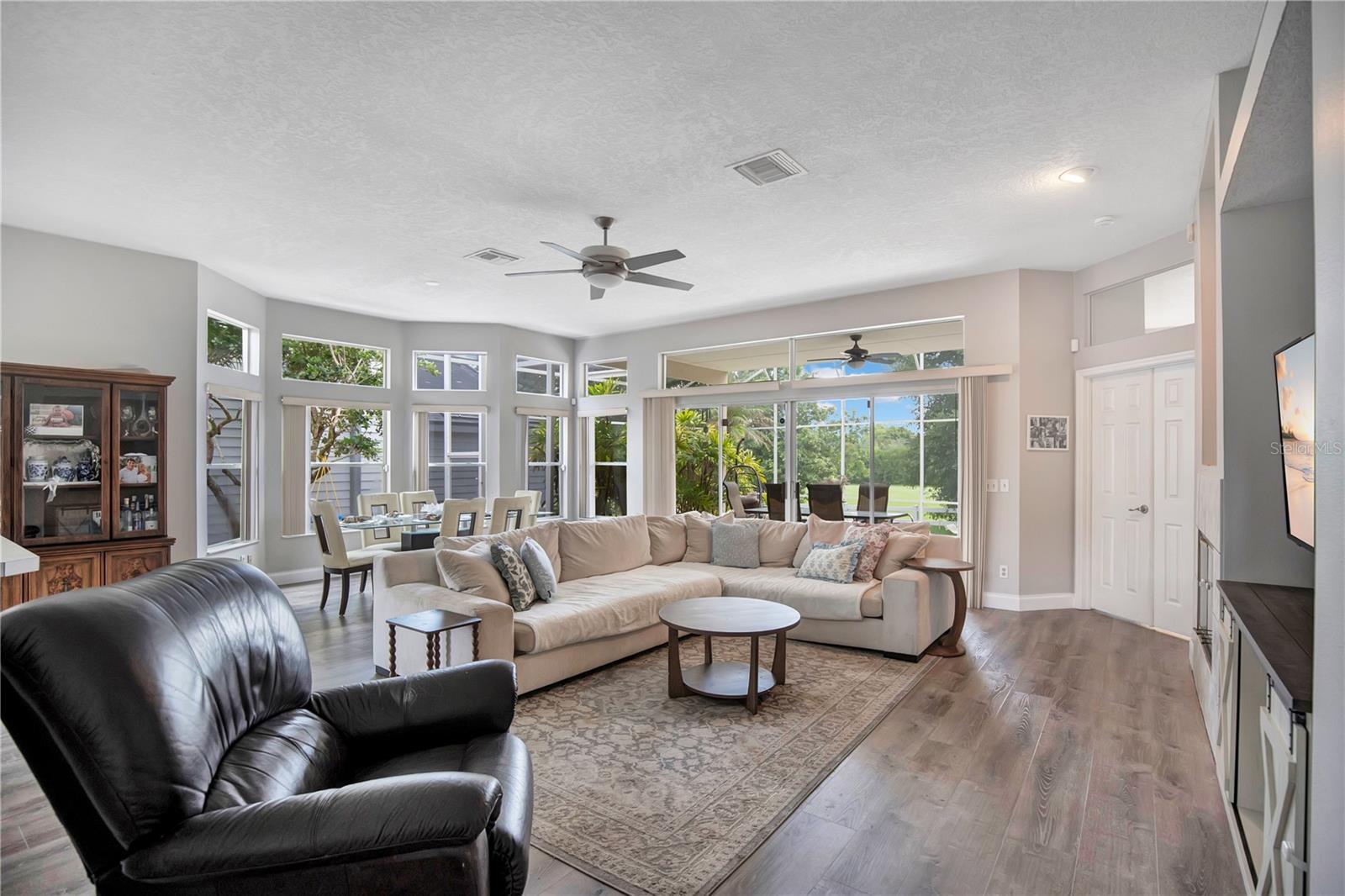 WEKIVA GREEN - Residential