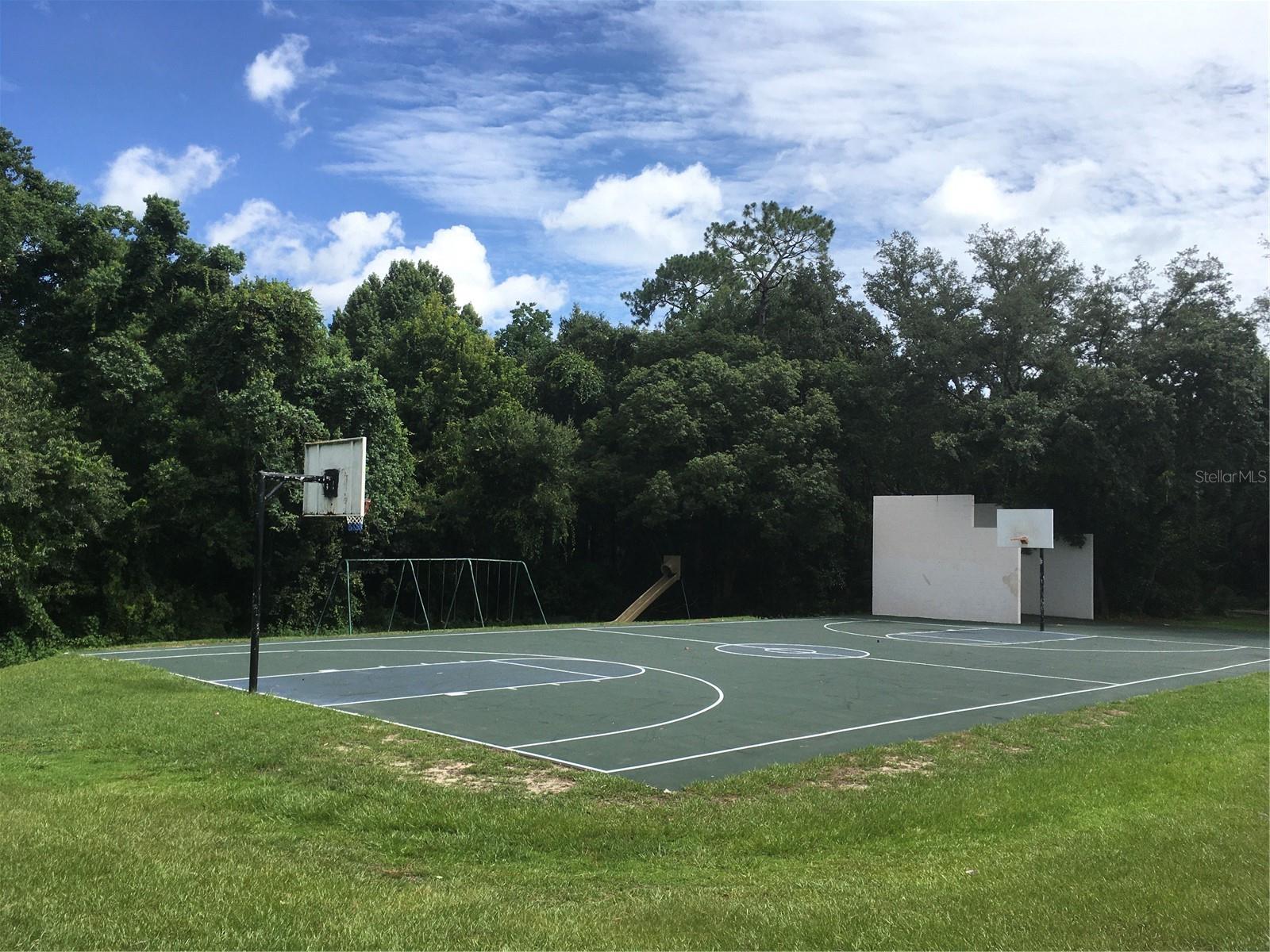WEKIVA GREEN - Residential