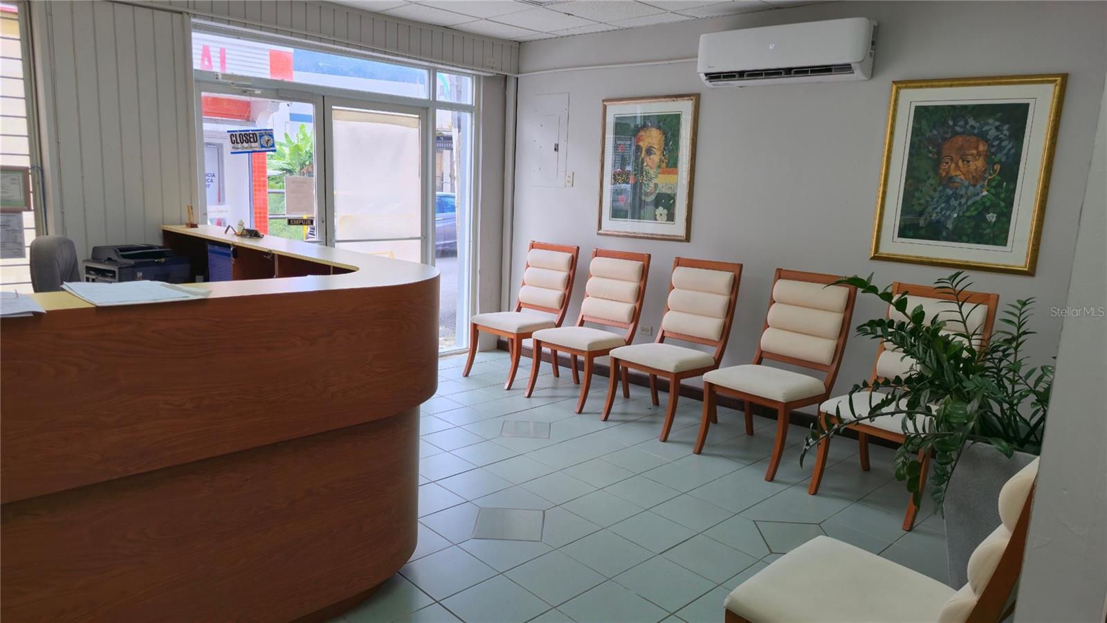 CALLE JOSE DE DIEGO - Commercial Sale