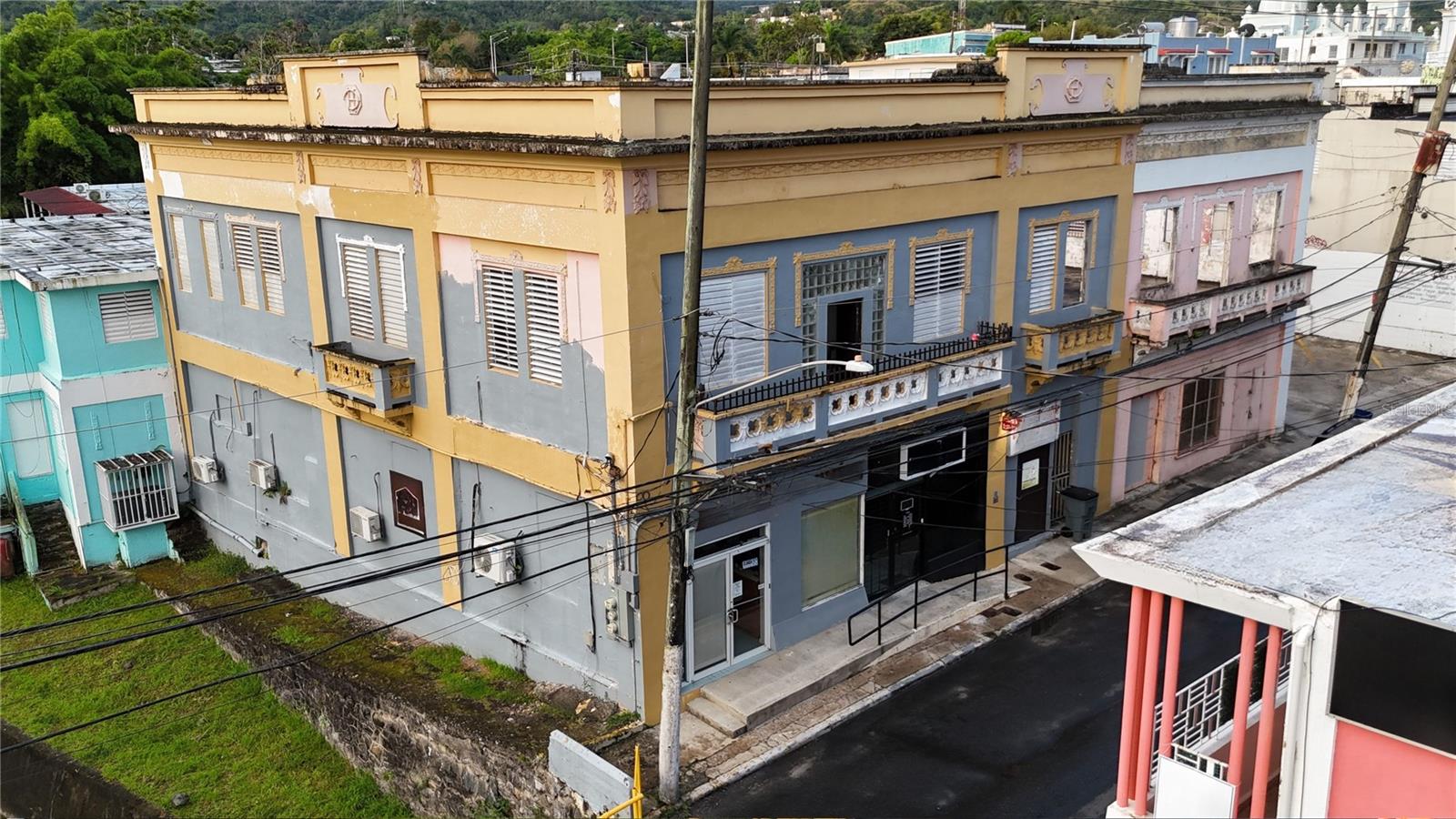 CALLE JOSE DE DIEGO - Commercial Sale