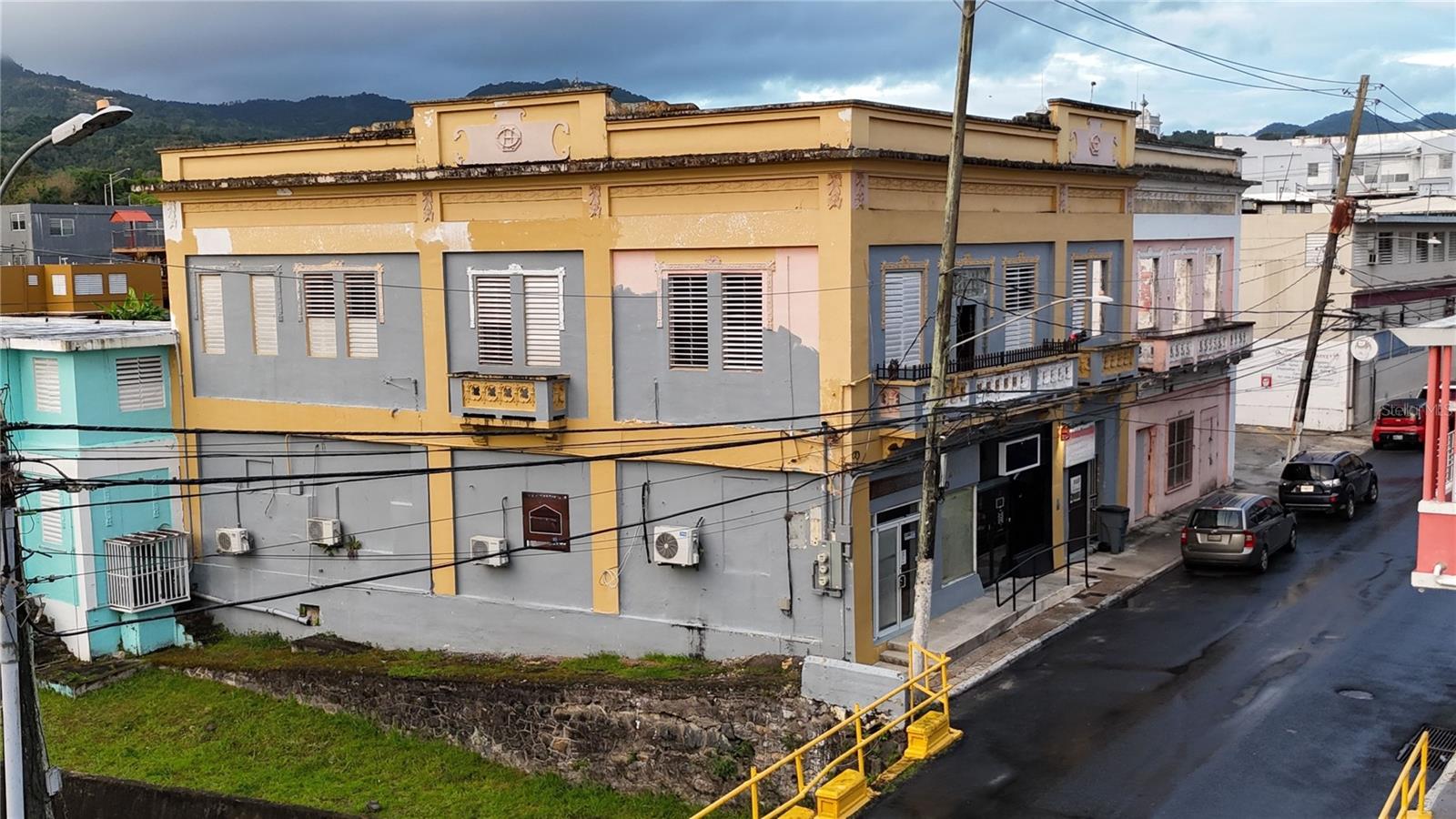CALLE JOSE DE DIEGO - Commercial Sale