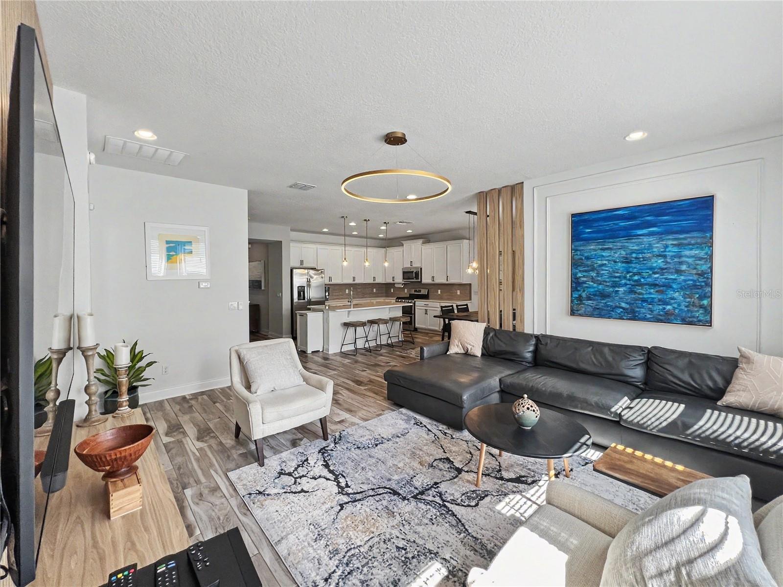 HULL ISLAND/OAKLAND - Residential