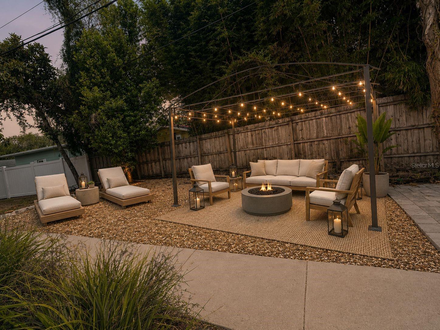 SHORE CREST - Residential