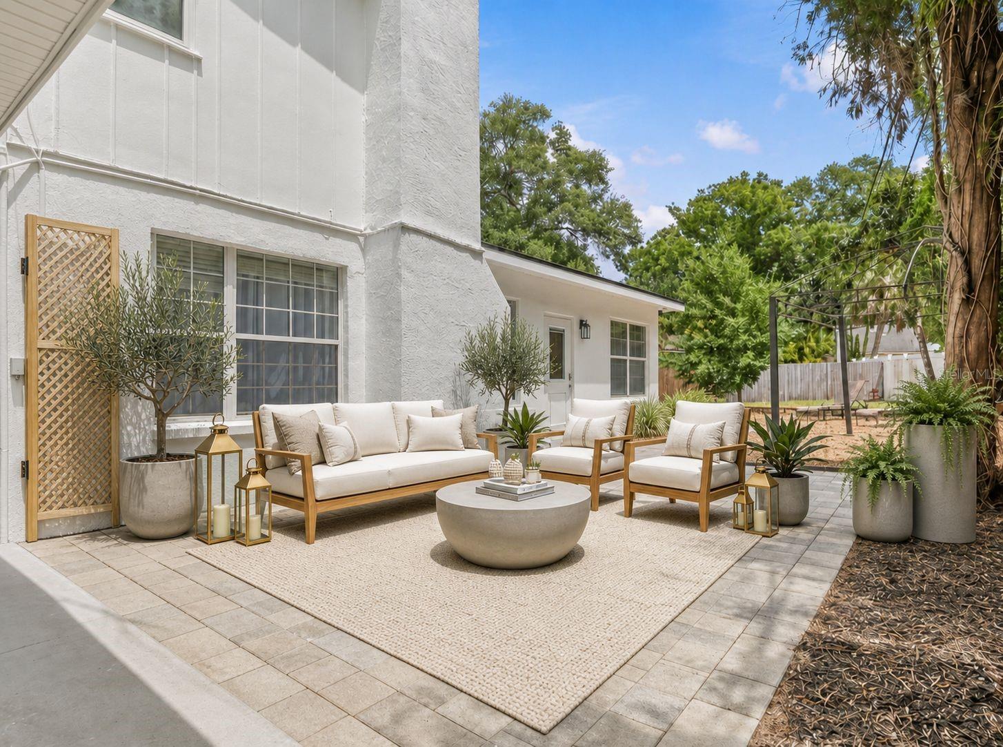 SHORE CREST - Residential