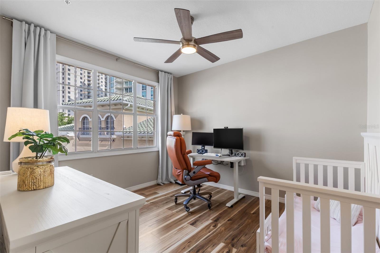 HARBOUR PLACE CITY HOMES A CON - Residential