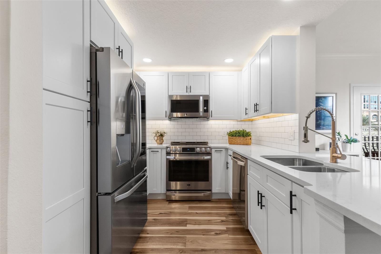 HARBOUR PLACE CITY HOMES A CON - Residential