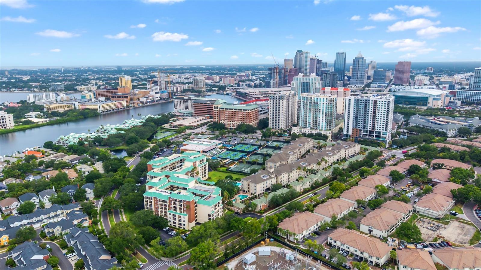 HARBOUR PLACE CITY HOMES A CON - Residential