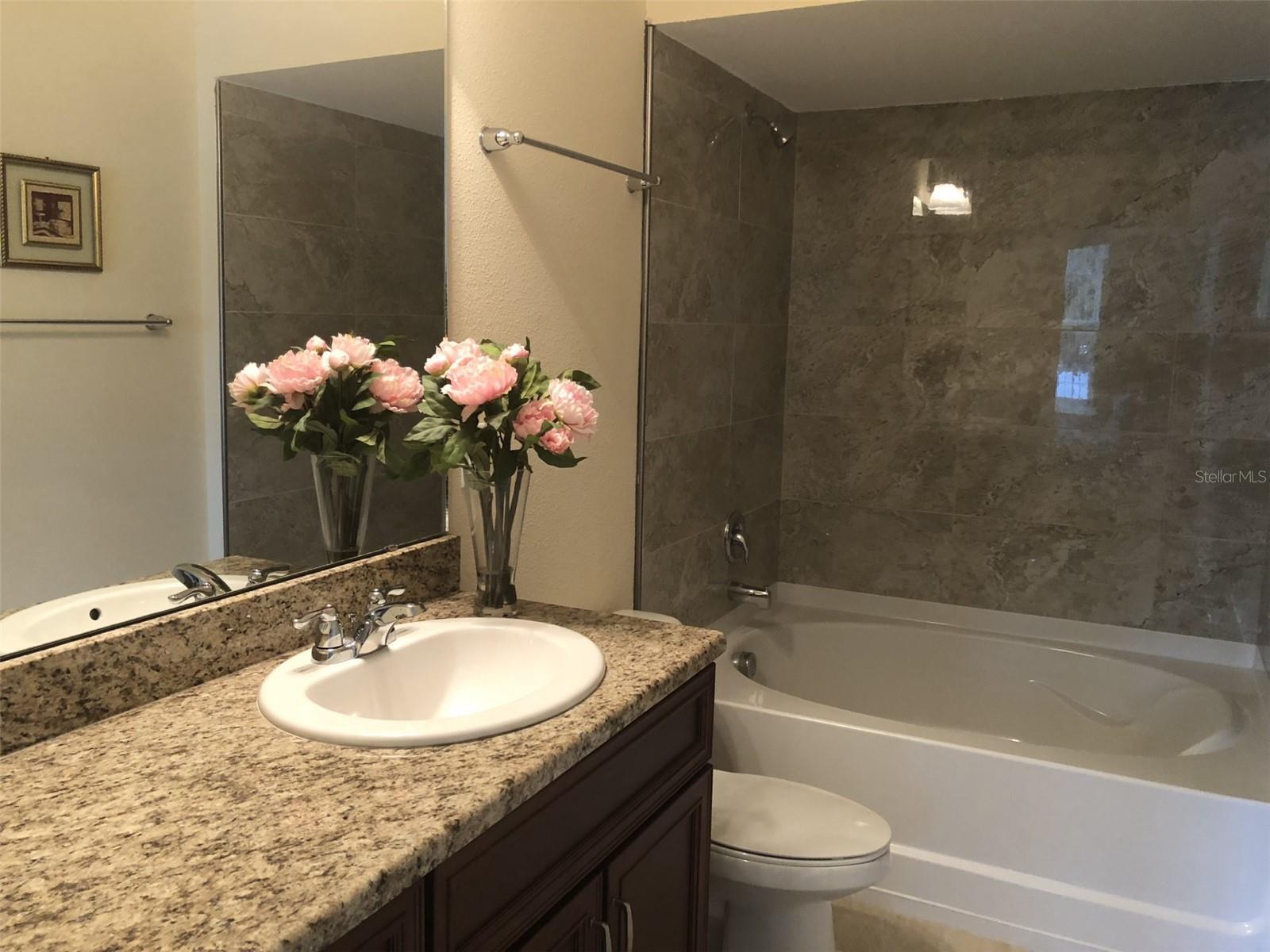ROYAL VISTA - Residential Lease